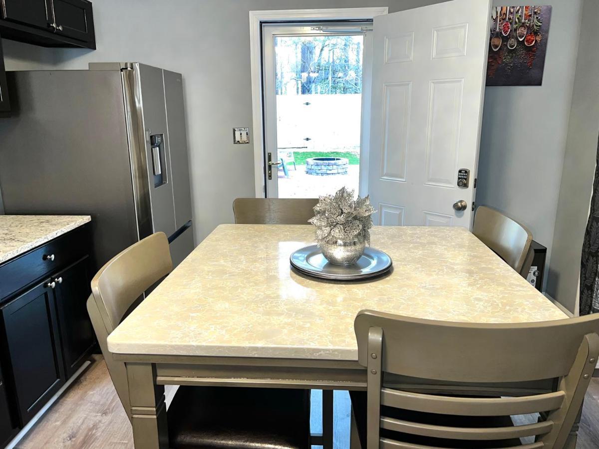 Luxury Townhome Jacksonville, Nc Buitenkant foto