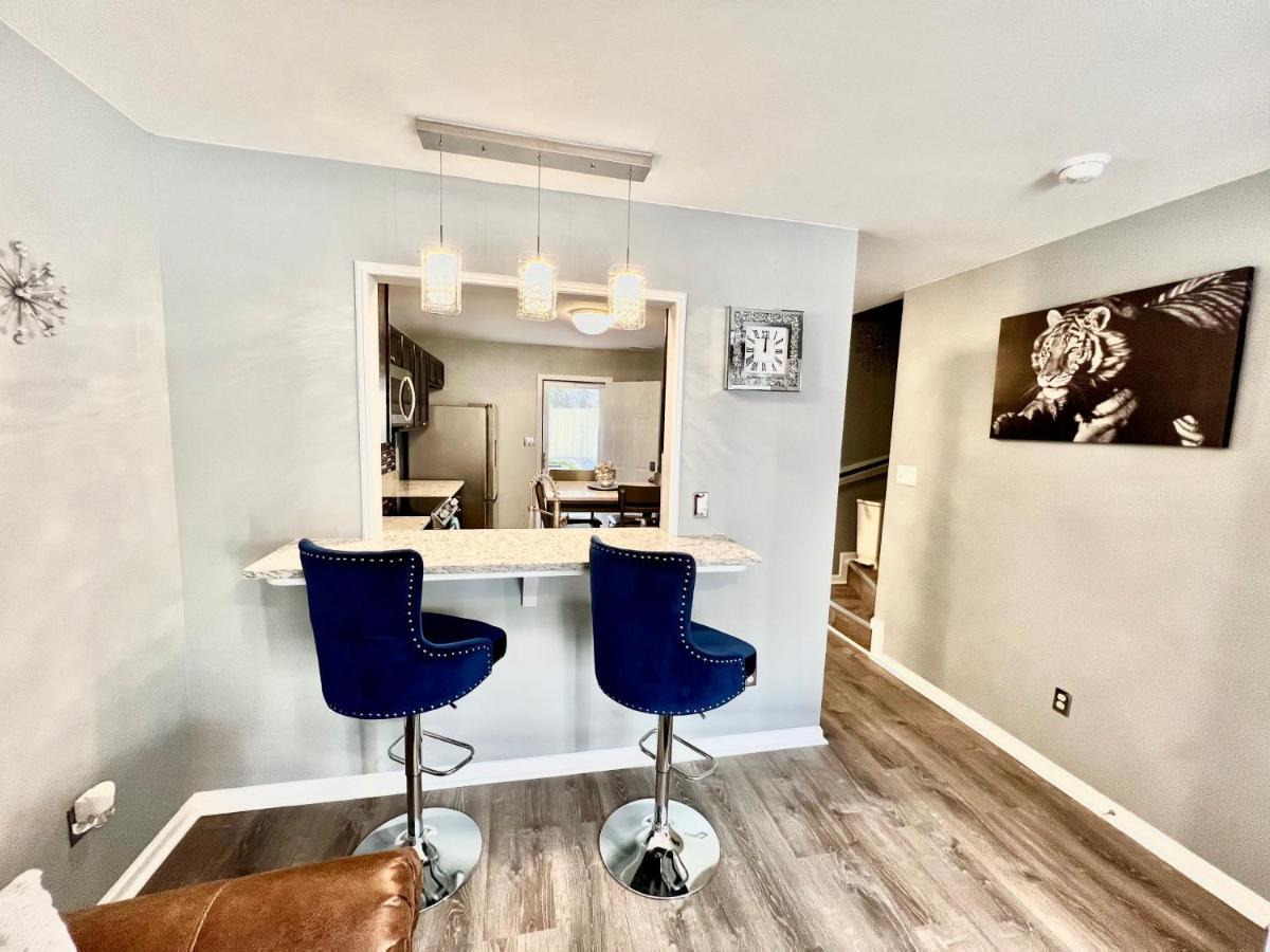 Luxury Townhome Jacksonville, Nc Buitenkant foto