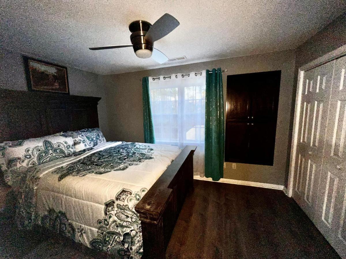 Luxury Townhome Jacksonville, Nc Buitenkant foto